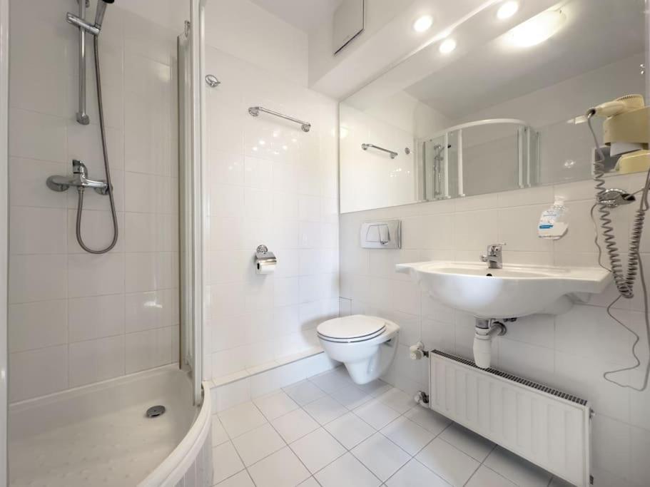 Apartment 10q - Z6 603a Warsaw
